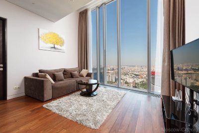 2-к апартаменты 75м² на 64 этаже